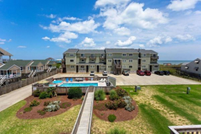 SW17 Seawalk Seventeen Semi-Oceanfront